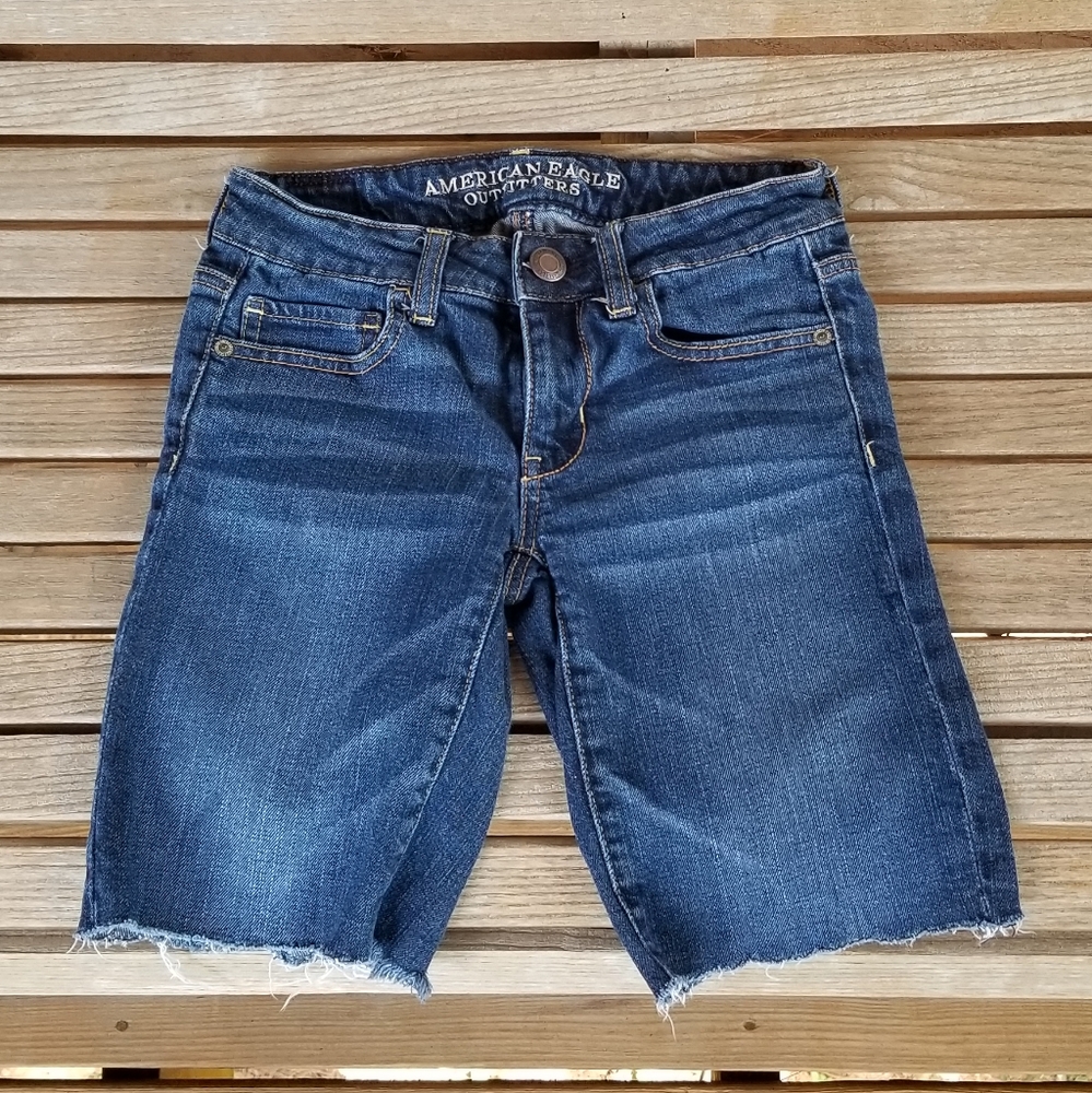 American Eagle Jean Shorts - Size 00